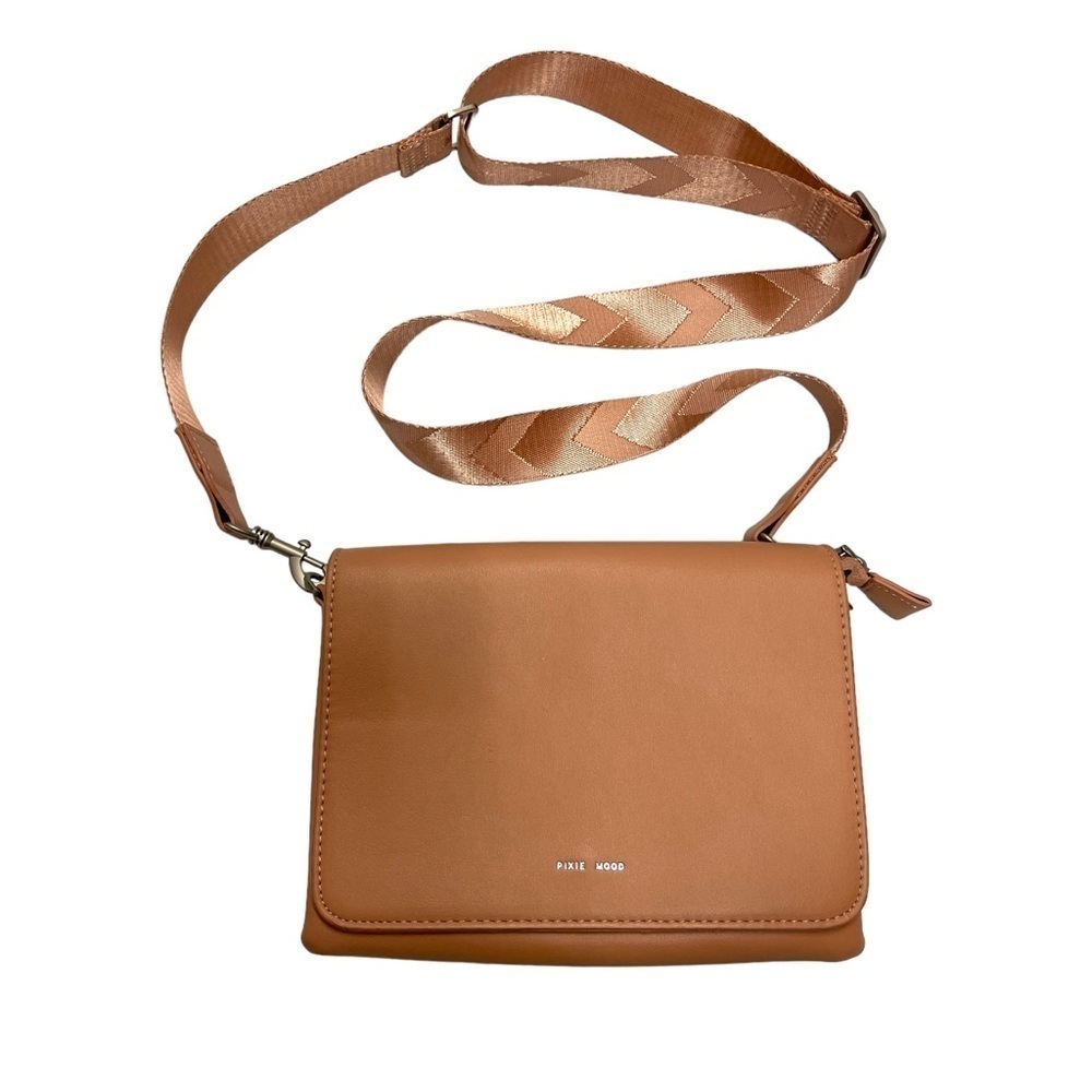Pixie Mood Gianna Crossbody Bag pink shoulder bag clutch